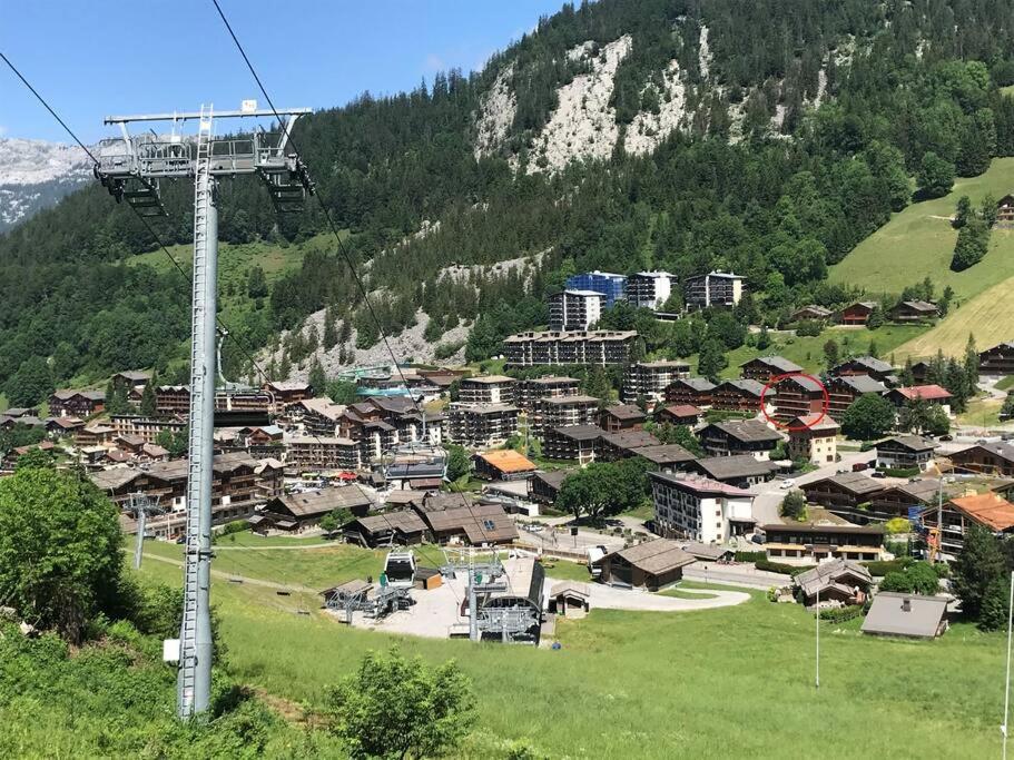 Appartement Cosy Avec Terrasse Sud - Proche Village La Clusaz Exterior photo